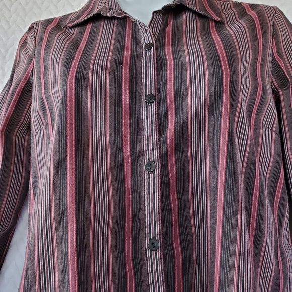 Old Navy Perfect Stretch Button Down Shirt Sz Sm - Picture 5 of 9